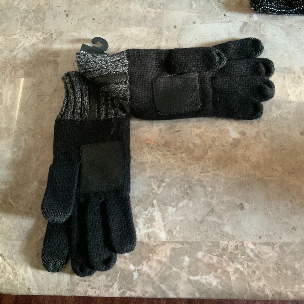NWT ART OF RHETORIC Knitted Gloves OS - Picture 2 of 3